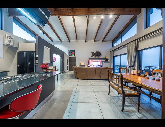 5 BEDROOM HOUSE FOR SALE IN ISLAND VIEW